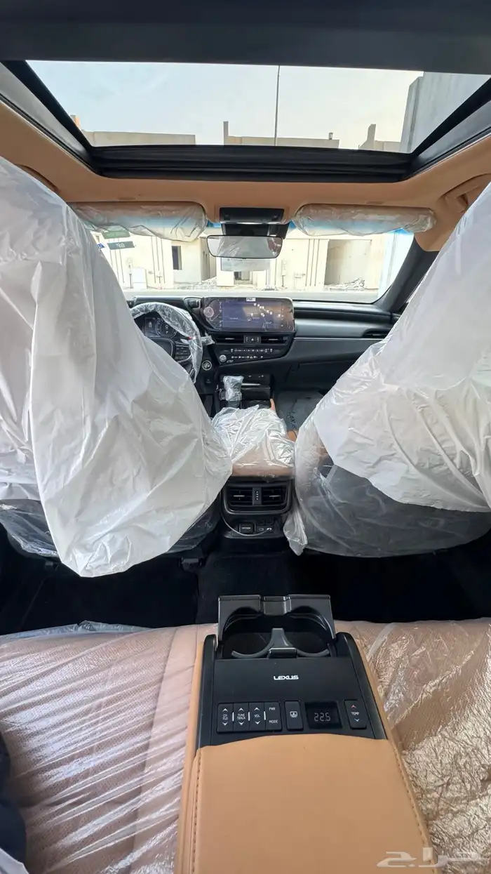 لكزس ES250 2022 فل كامل اعلى فئة سعودي باقي على ضمان الوكالة 11