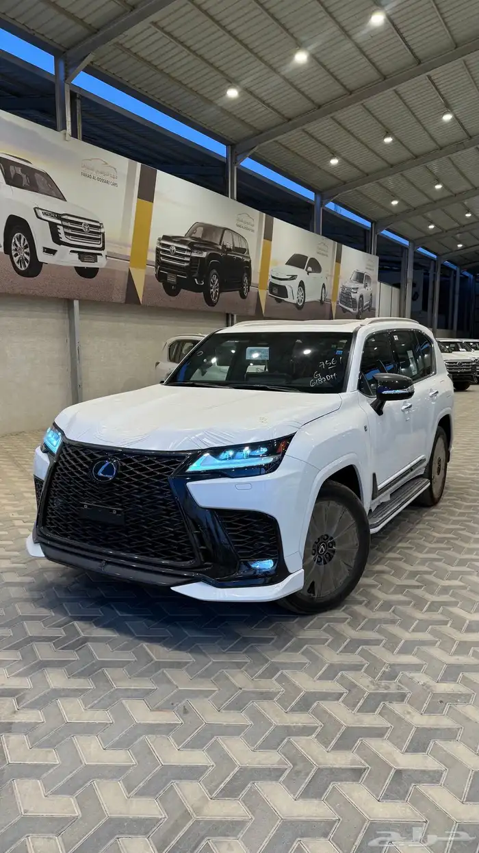 جيب لكزس اف سبورت 2025 سعودي بأقل سعر للتمويل والكاش 4