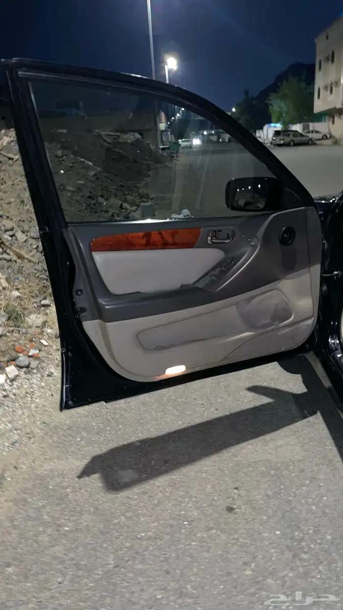 لكزس gs 300 سنقل قير عادي 5