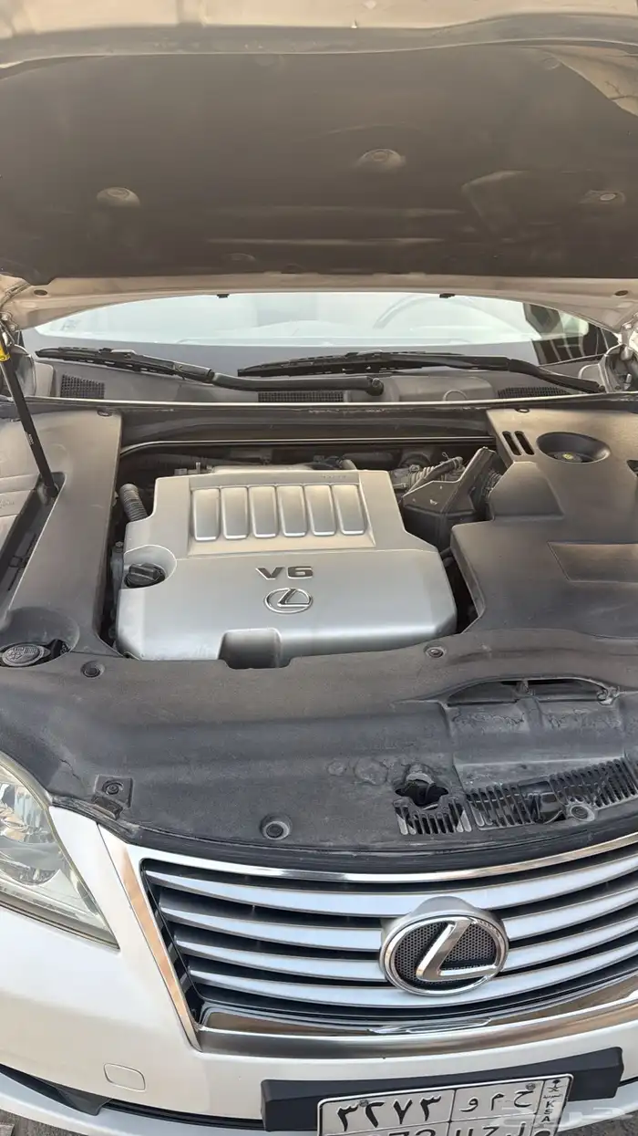 لكزس2012اي اس 9