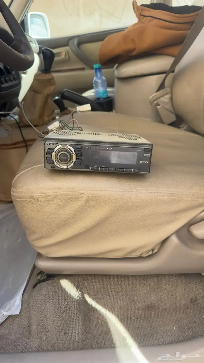 مسجل سوني ودرج تحت المسجل وكاله لاندكروزر من 98 الى200 0