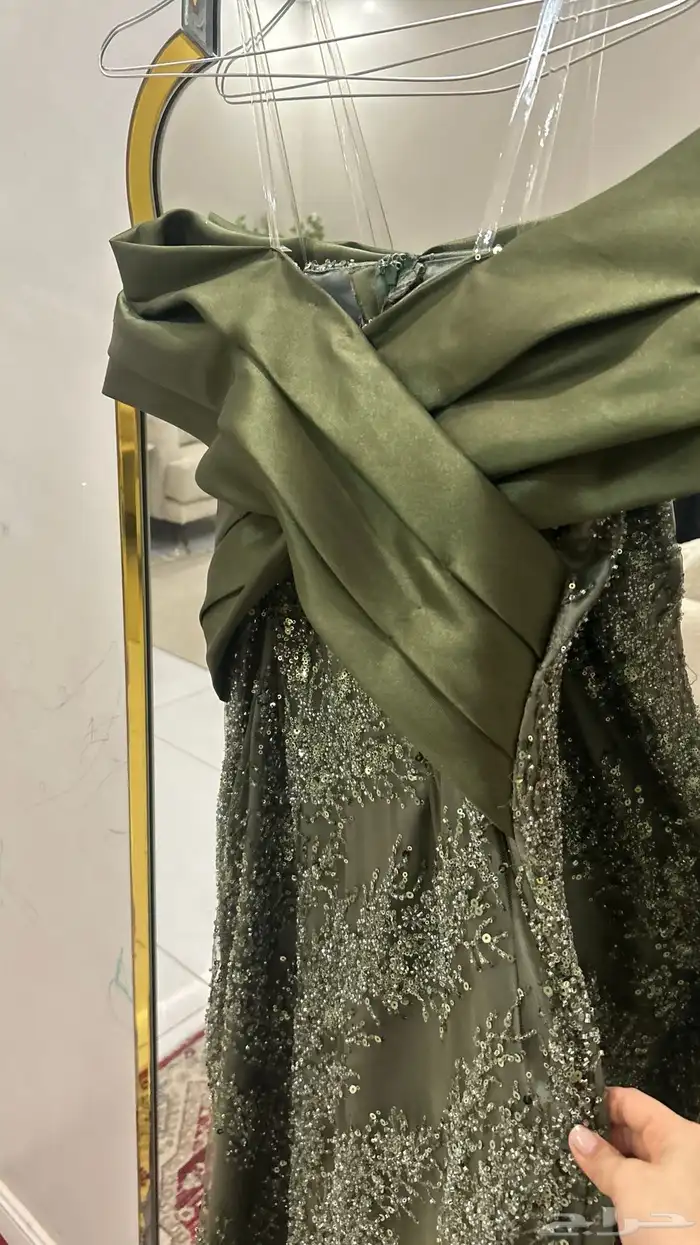 فستان سهره لبسته مره بس عندي فيديو توضيع للاستفسار خاص 4