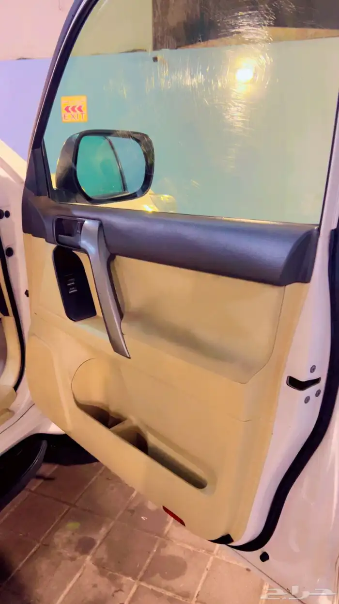 للبيع تايوتا برادو 2015 12