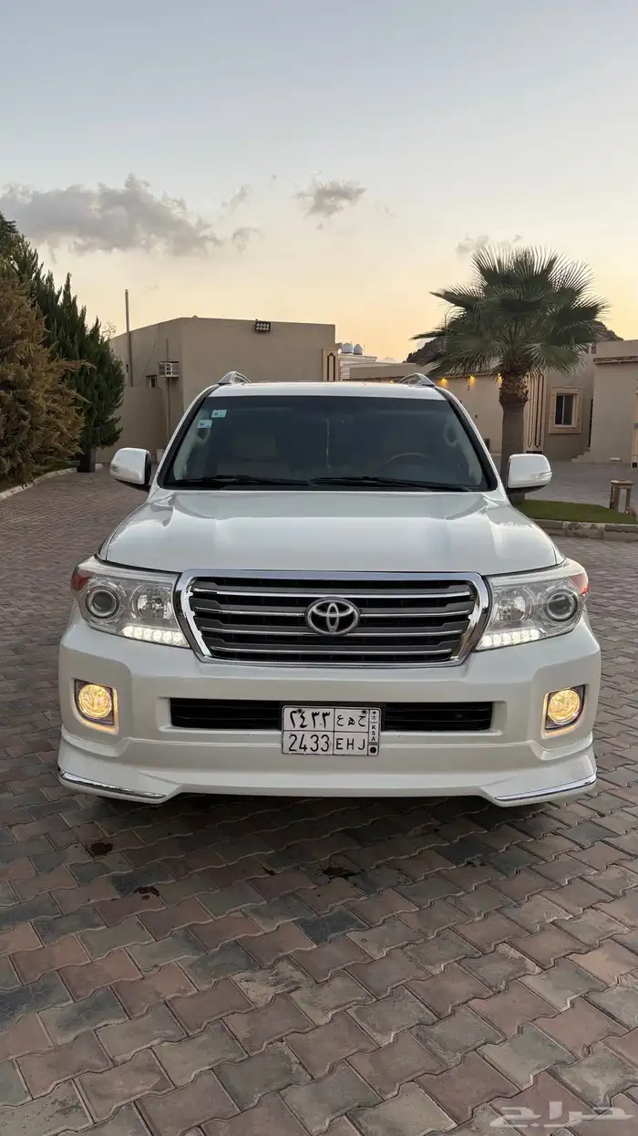 لاندكروزر 33