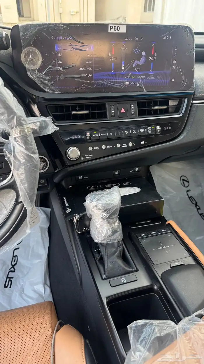 لكزس ES250 2022 فل كامل اعلى فئة سعودي باقي على ضمان الوكالة 8