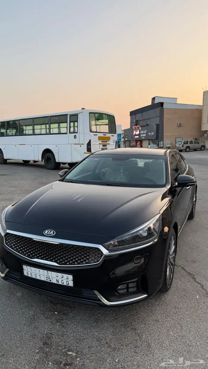 للبيع كادينزا 2020 2