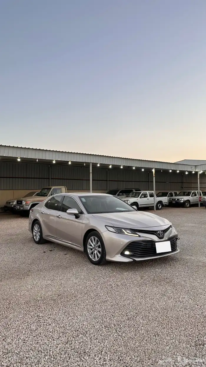 كامري للبيع 1