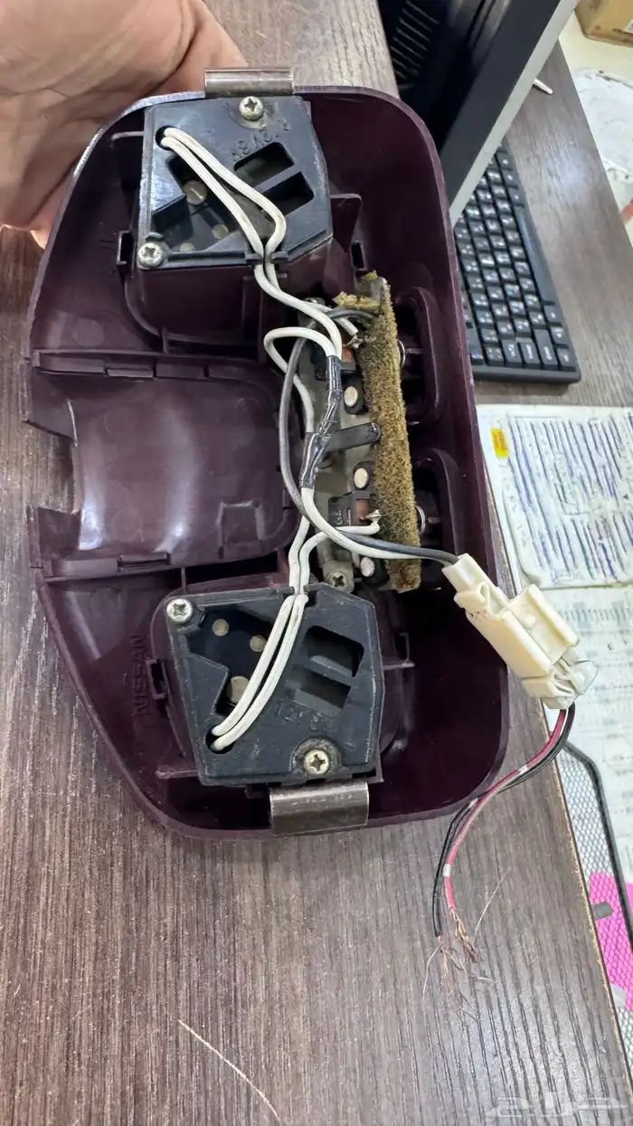 لمبه سقف اماميه ددسن 1