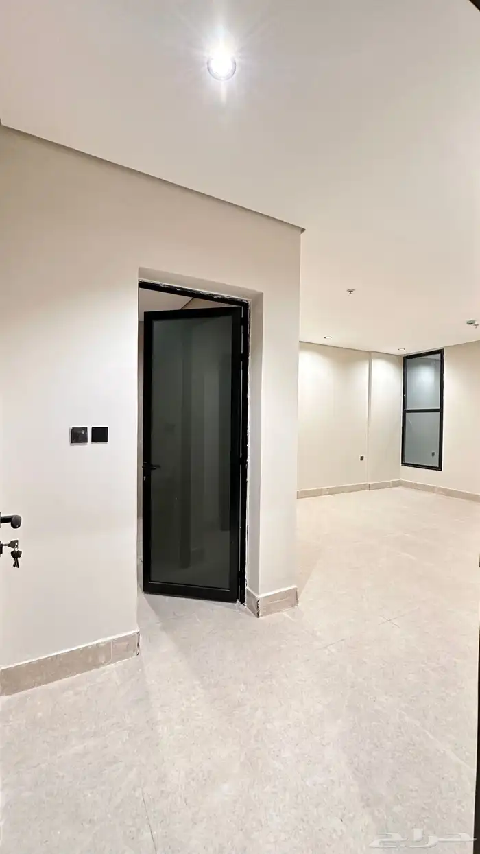 شقة فاخرة للايجار حي الشعلة 9