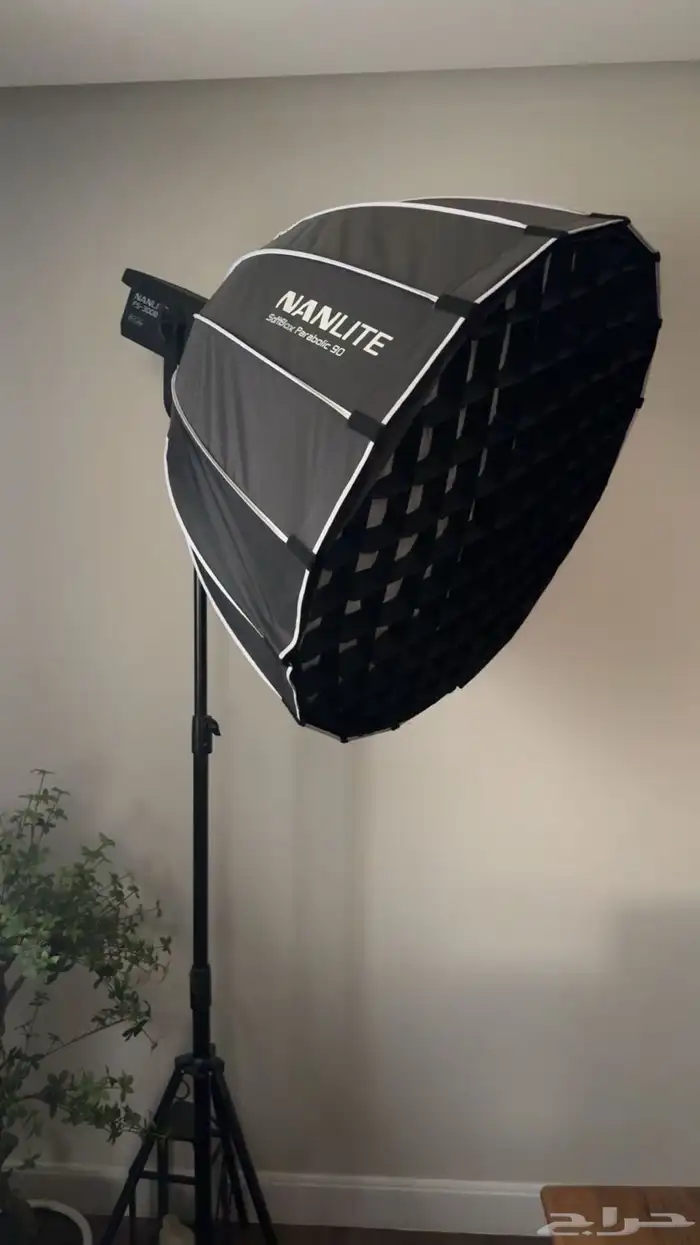 سوفت بوكس Nanlite شبه جديد مع الشبكة 2