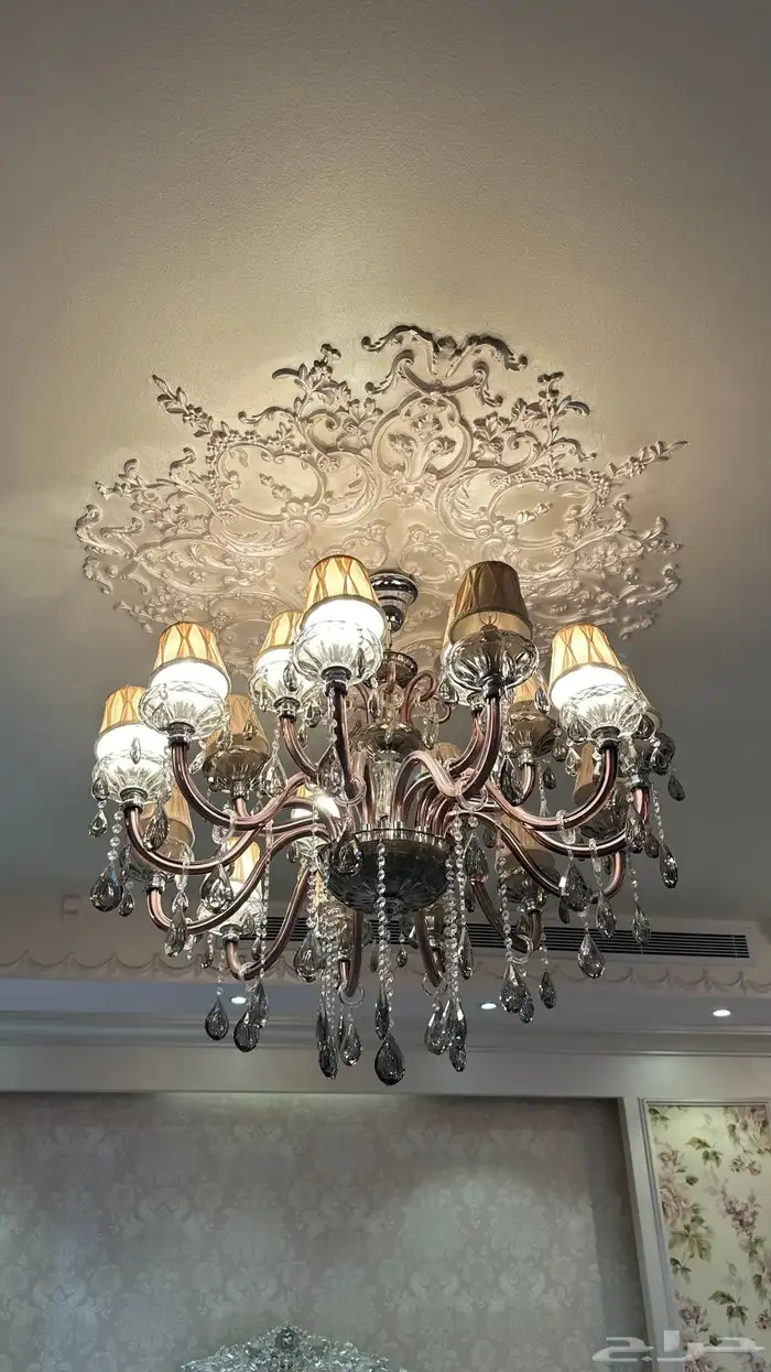 غرفة نوم ملكي 9