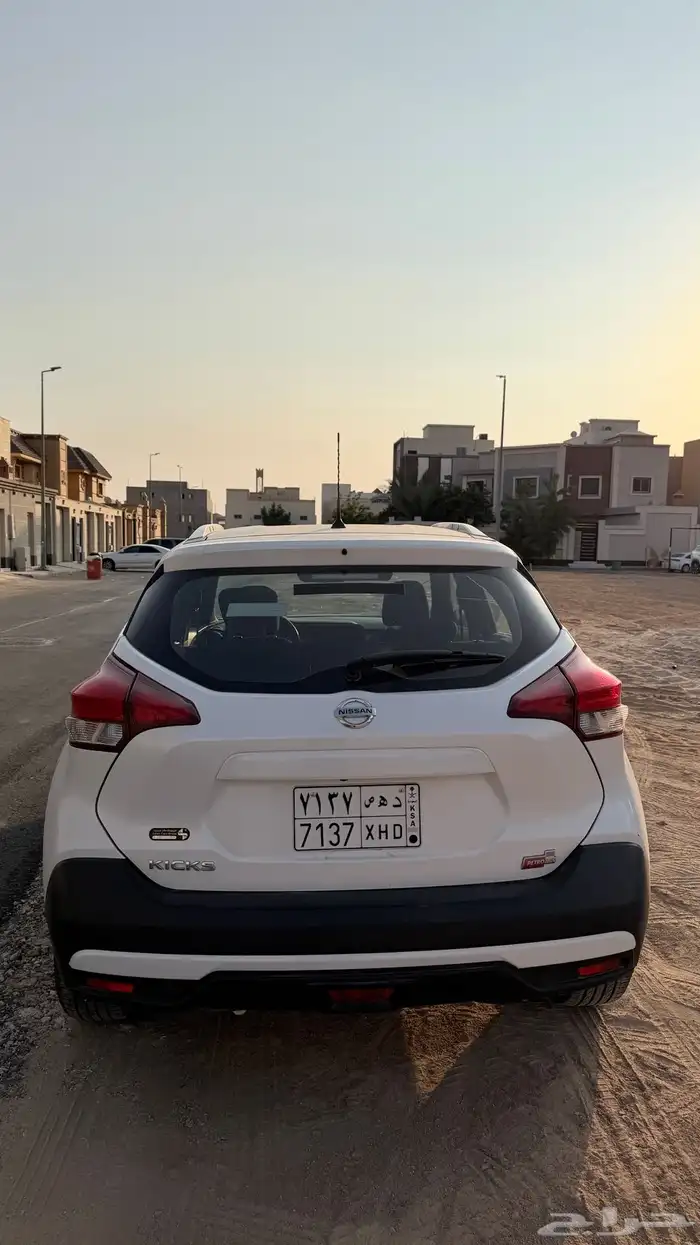 سيارة بوكس نيسان 2020 1