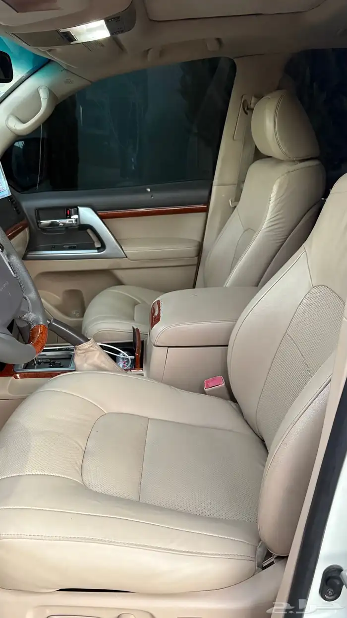 لاندكروزر 27