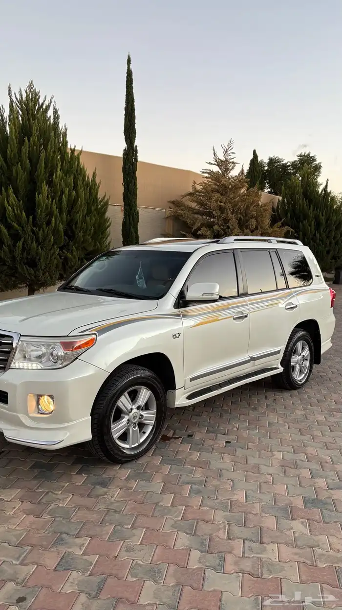 لاندكروزر 3