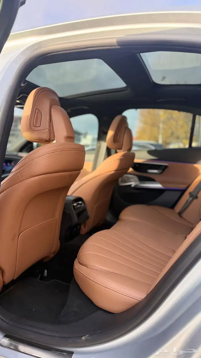 Mercedes Benz E350 2024 لقطه فل موصفات 13