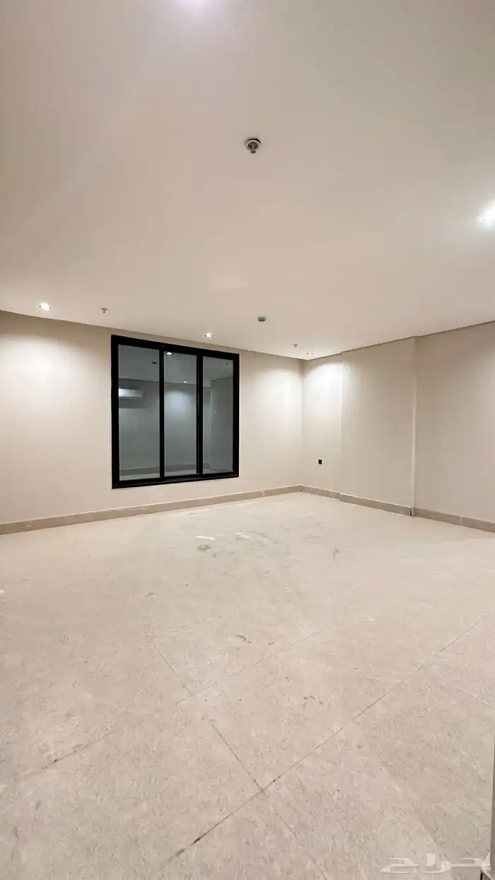 شقة فاخرة للايجار حي الشعلة 2