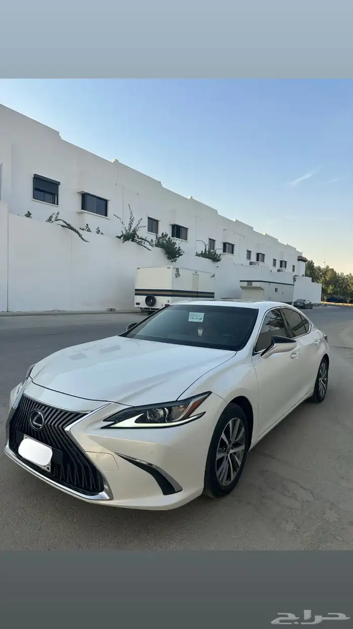 لكزس Es250 عبد الطيف جميل 2021 1