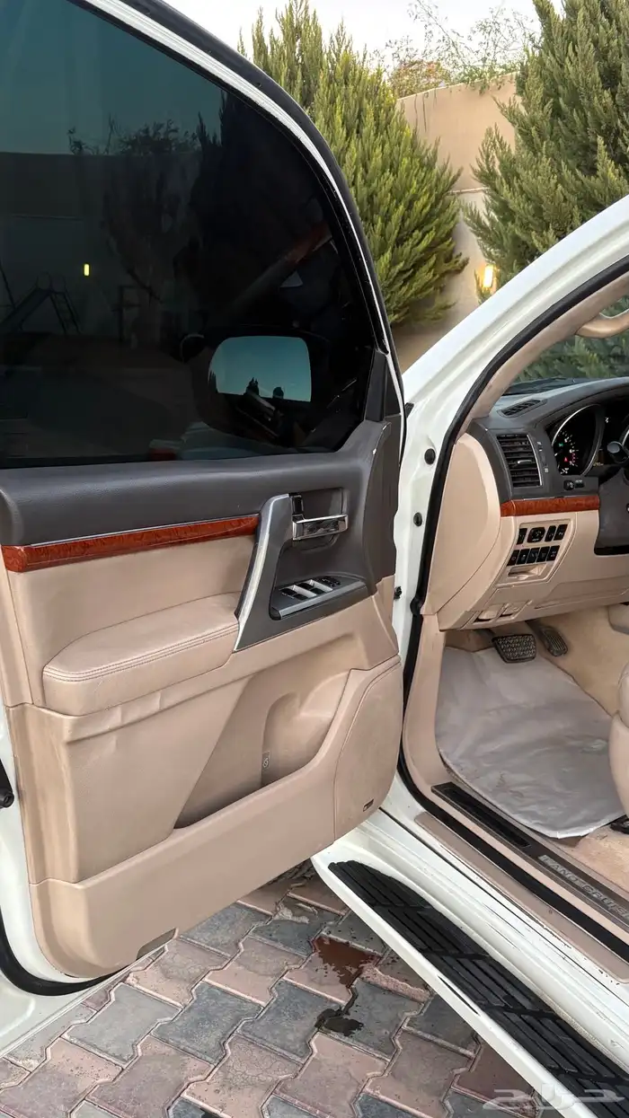 لاندكروزر 32