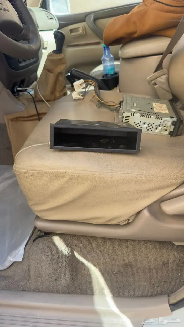 مسجل سوني ودرج تحت المسجل وكاله لاندكروزر من 98 الى200 1