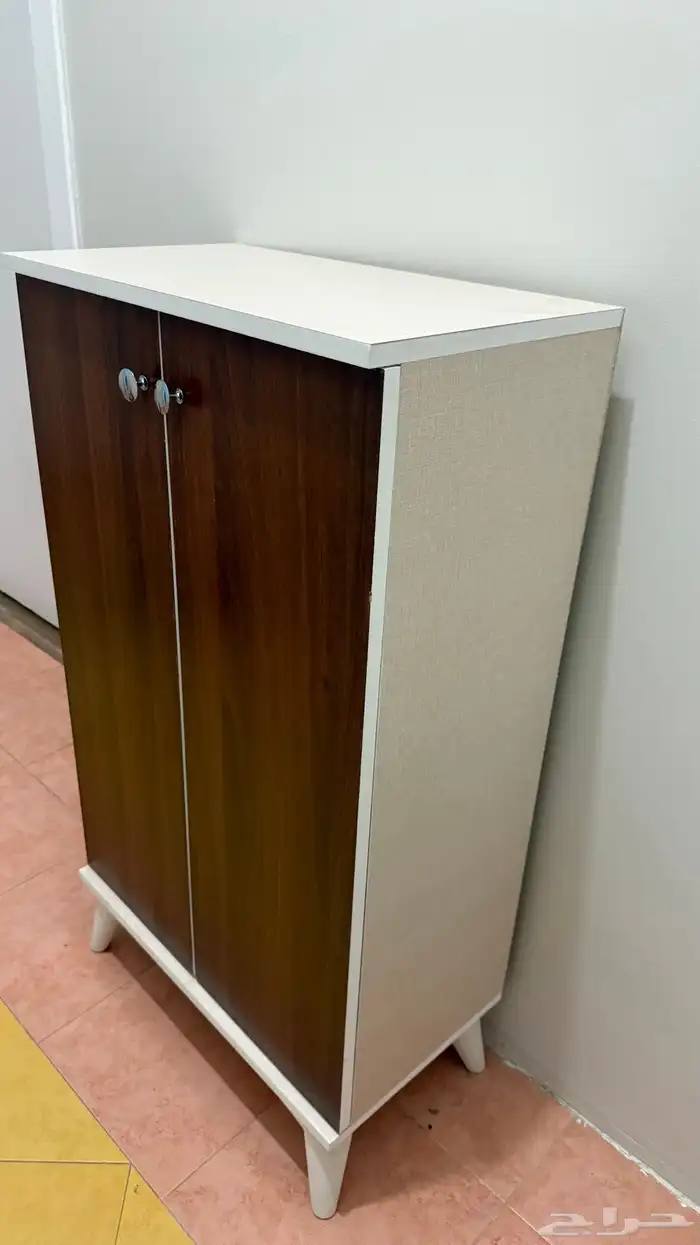 دولاب كنادر 0