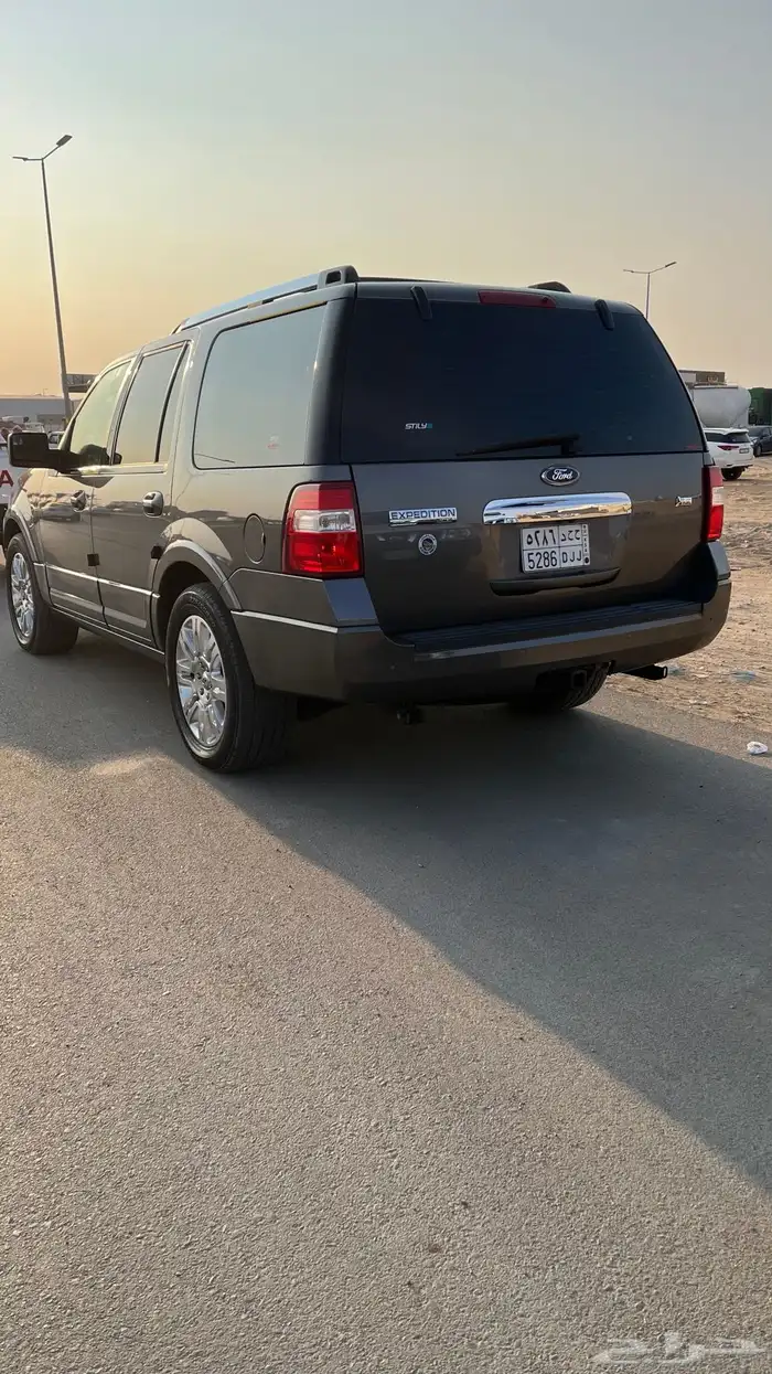 فورد اكسبديشن 2013 0
