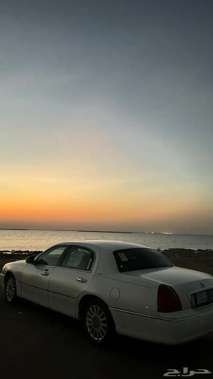 لينكون تاون كار 2003 متعطل بيع او بدل 1