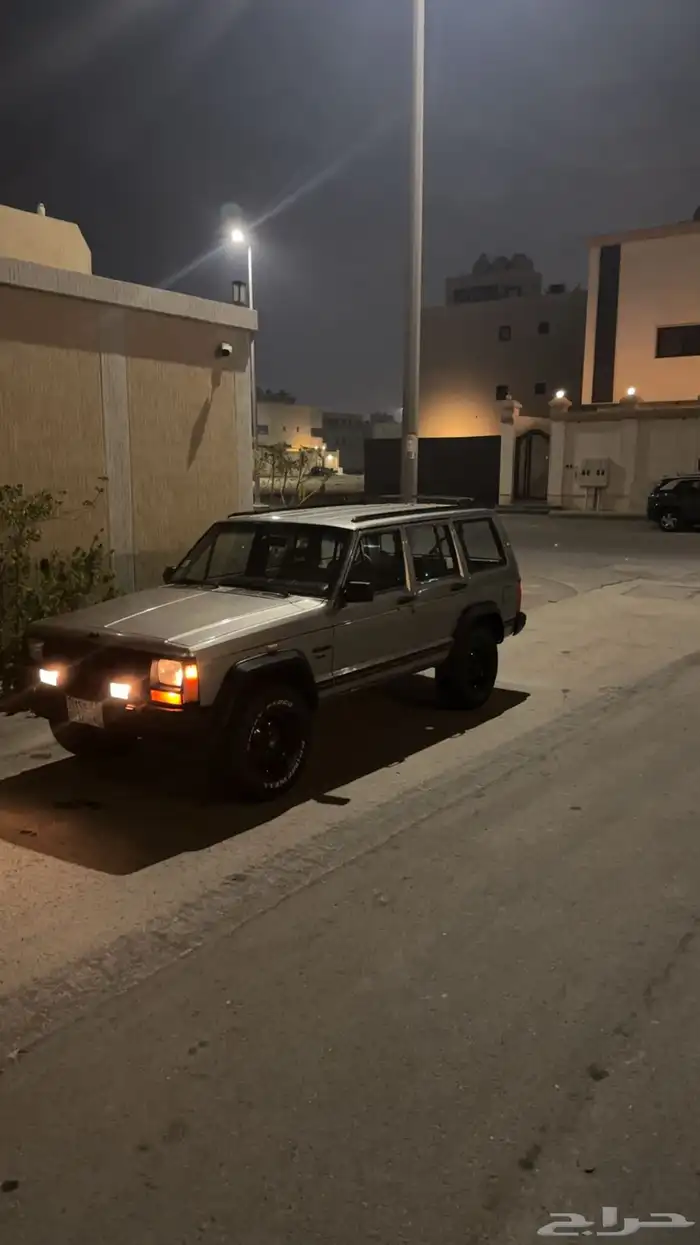 جيب شيروكي 1994 1