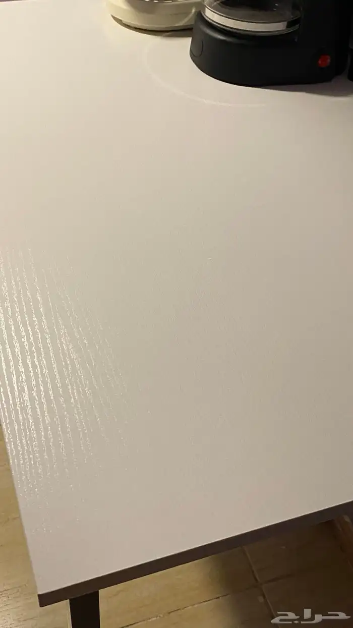 طاولة مكتب 0