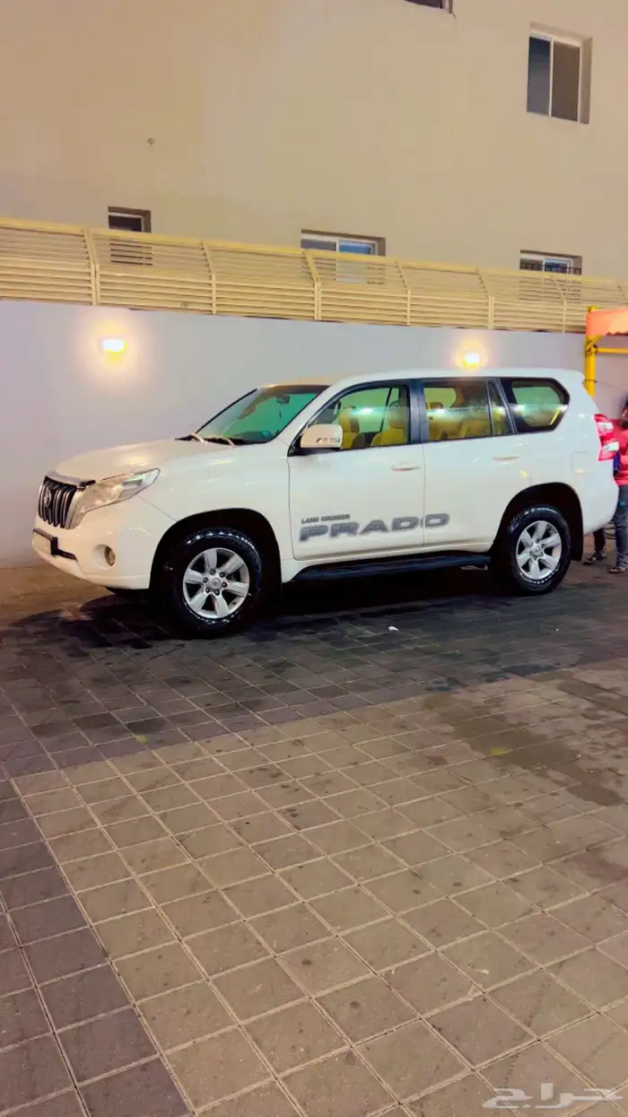 للبيع تايوتا برادو 2015 1