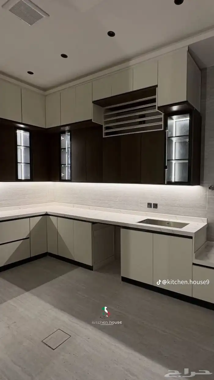 مطابخ المنيوم وساج يوجد صيانة و تكملة 57