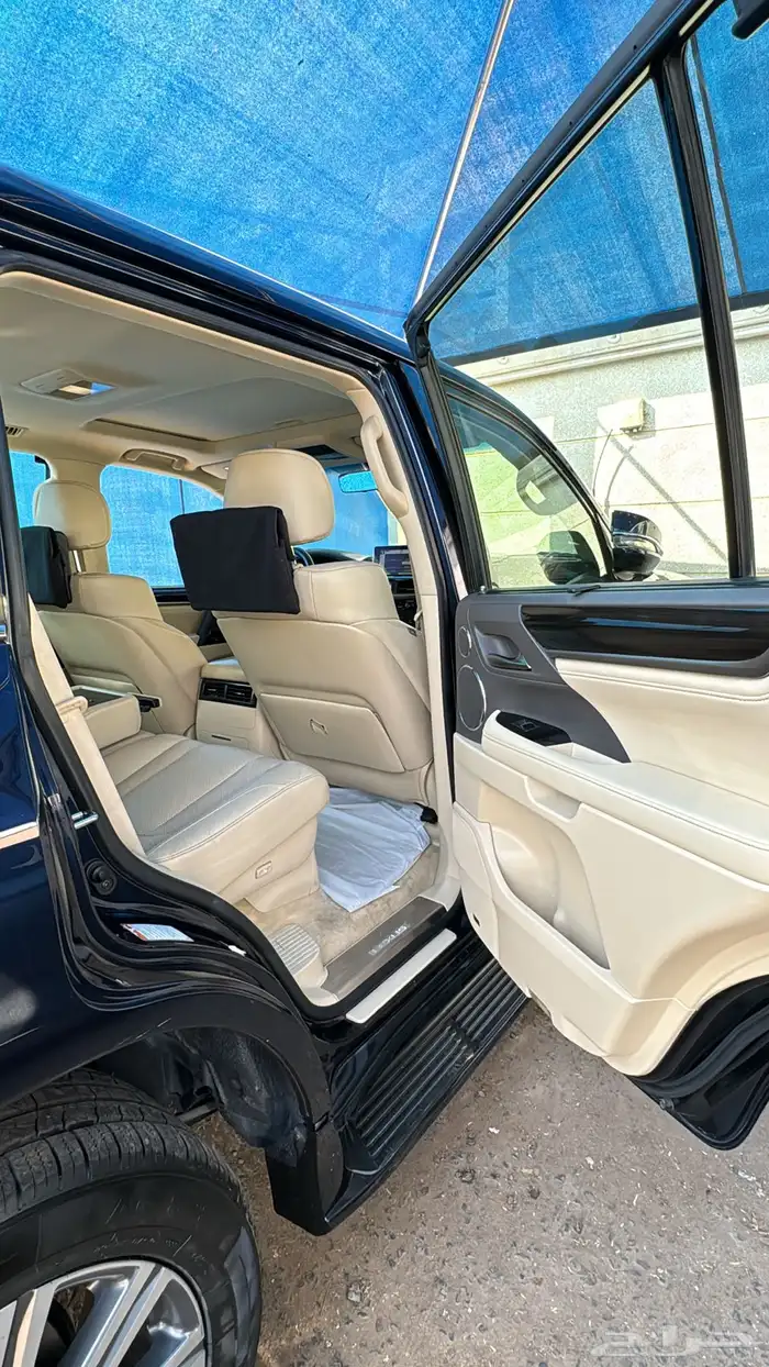 لكزس 2017 ماشي 180 7