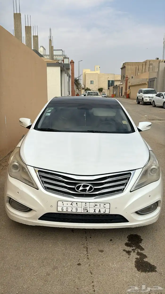 ازيرا 2013 فل كامل للبيع 7