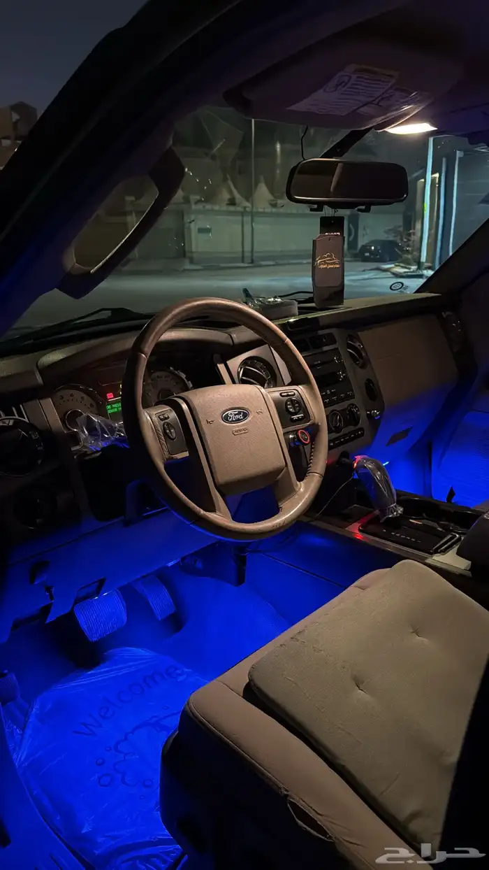 اكسبديشن 2010 نضيف 5