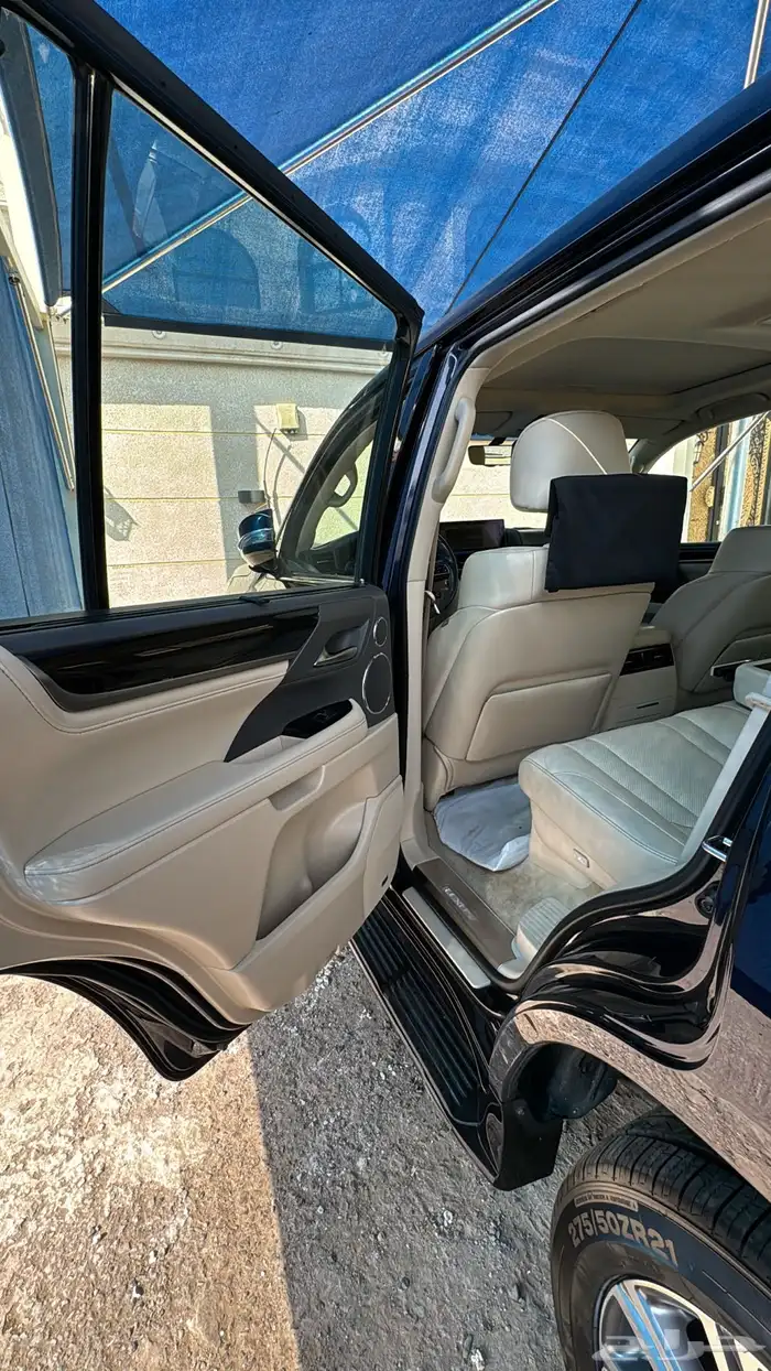 لكزس 2017 ماشي 180 6