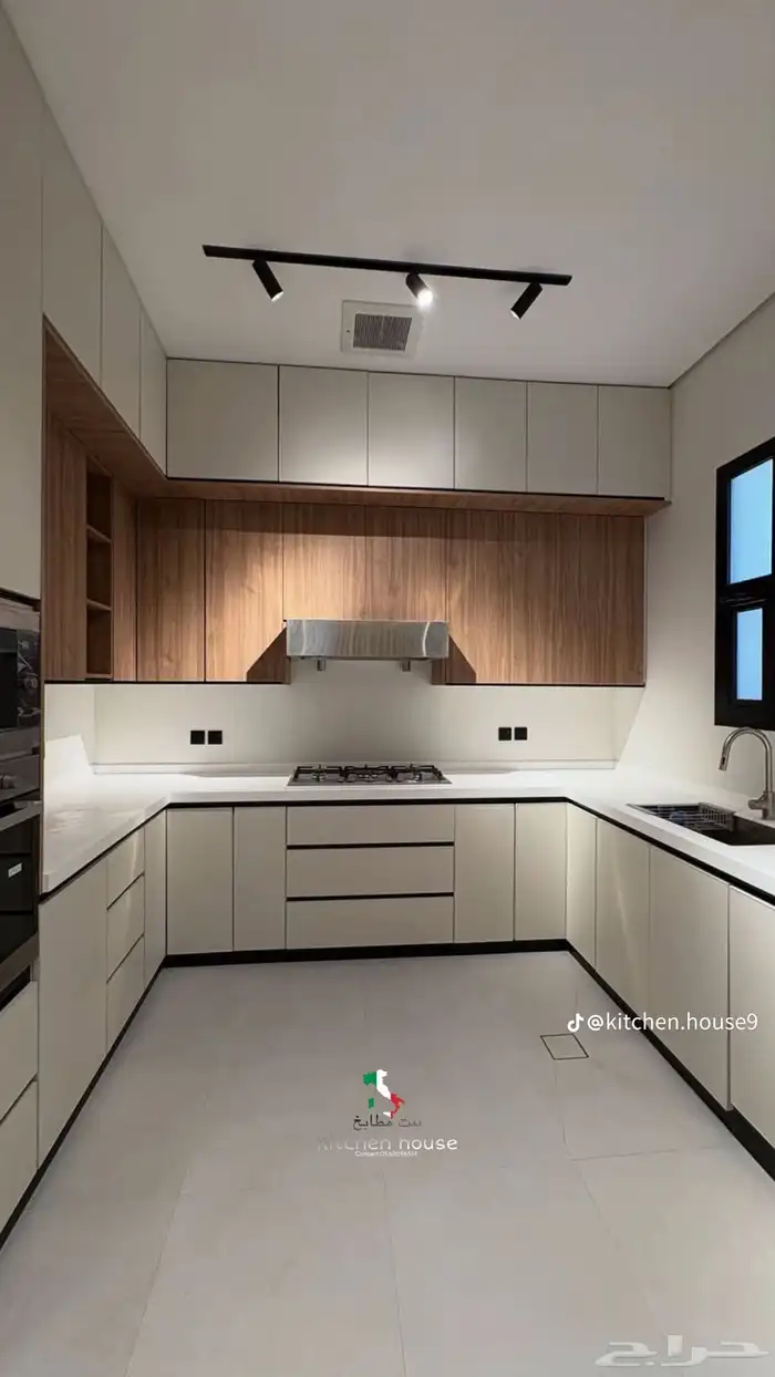 مطابخ المنيوم وساج يوجد صيانة و تكملة 62