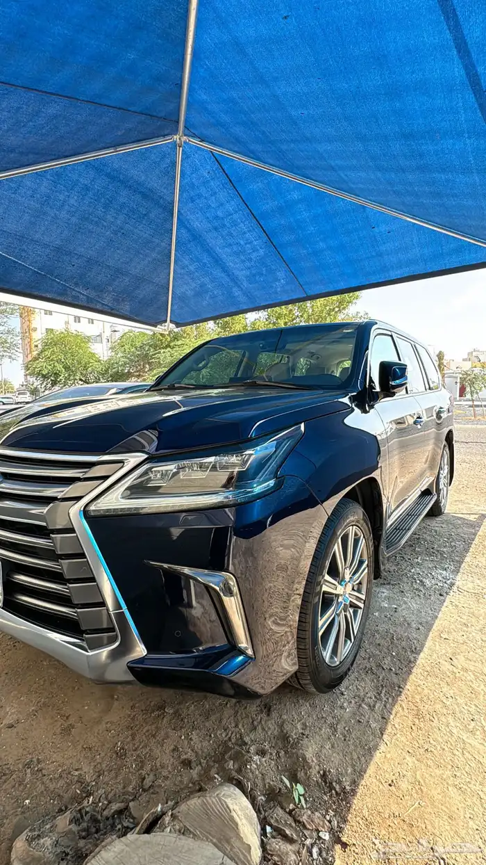 لكزس 2017 ماشي 180 0