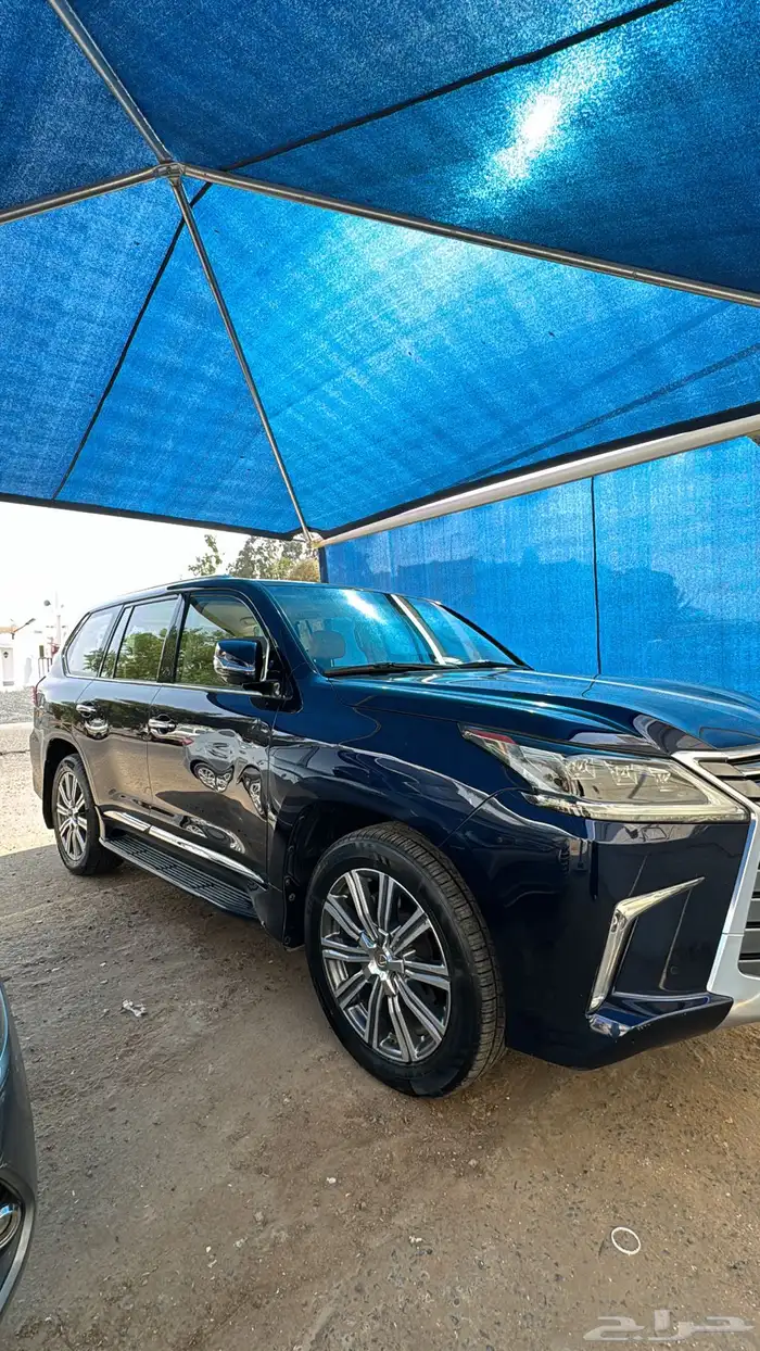 لكزس 2017 ماشي 180 3