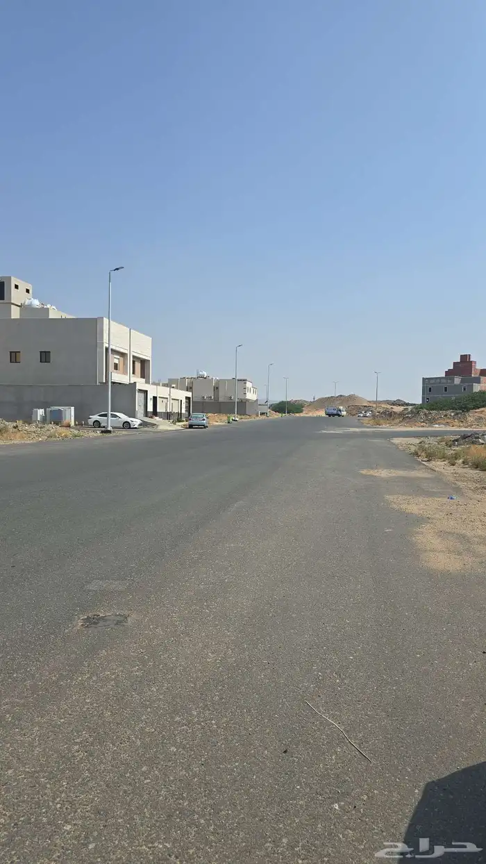 أرض للبيع مخطط ولي العهد 3   شارع 25 مزفلت منطلق 2