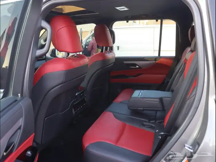 للبيع جيب لكزس F Sport موديل 2023 18