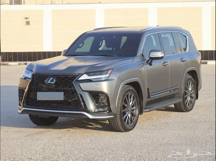 للبيع جيب لكزس F Sport موديل 2023 1