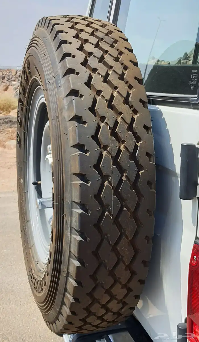 جيب ربع مخزن 2005 9