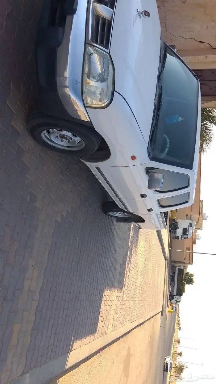 للبيع نيسان 2012 غمارتين قزاز تماتيك الممشى 350 شرط كل شي 1