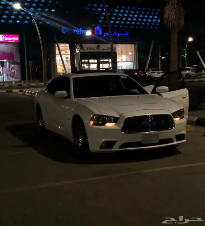 اعرض لكم دوج اتشارجر 2013 هيمي Rt 1