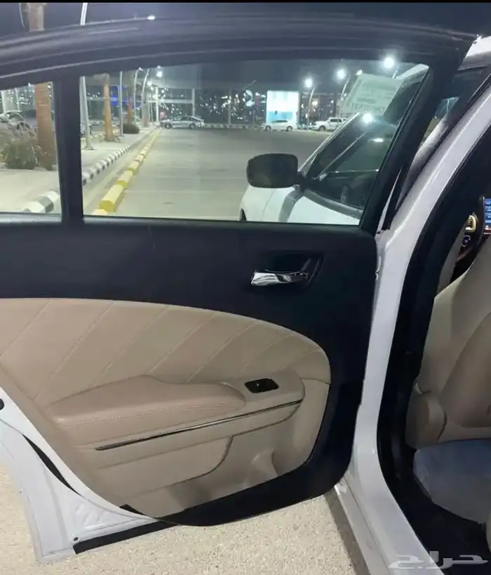 اعرض لكم دوج اتشارجر 2013 هيمي Rt 5