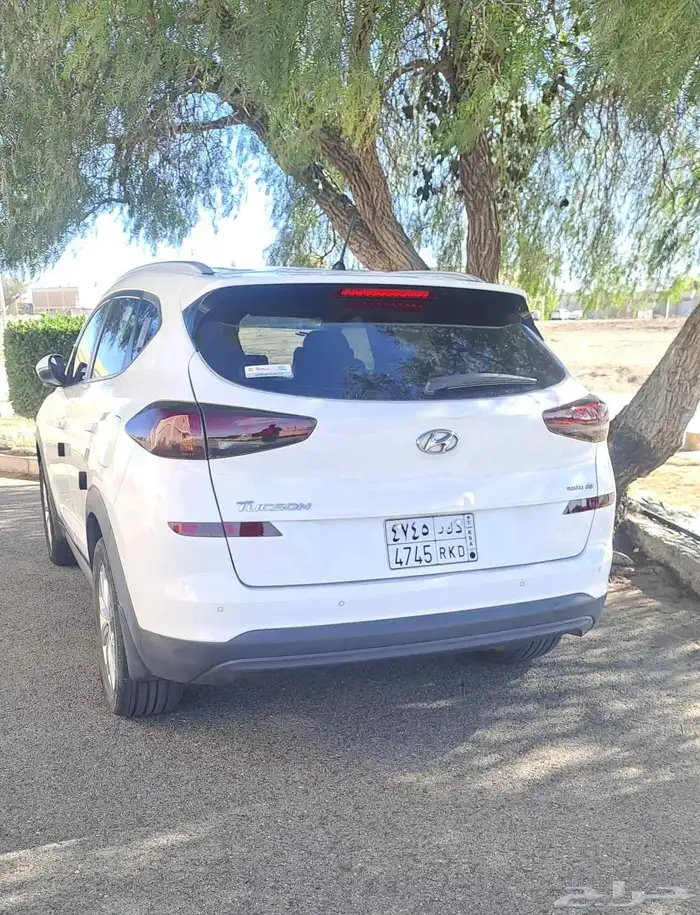 للبيع او البدل توسان موديل 20 4