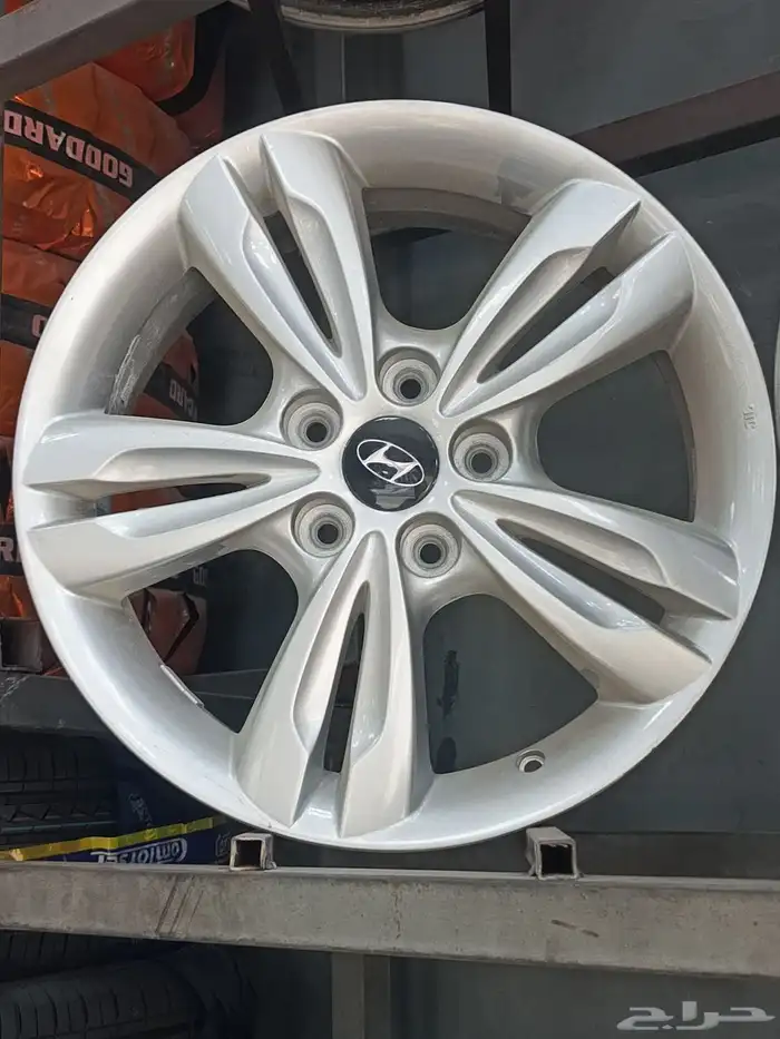 تتوفر لدينا جنوط اصلي وكاله مخلتف الانواع 9