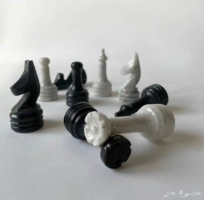 شطرنج رخام طبيعي متوفر بعده مقاسات 15