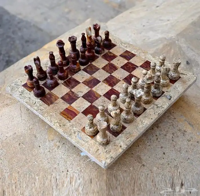 شطرنج رخام طبيعي متوفر بعده مقاسات 8