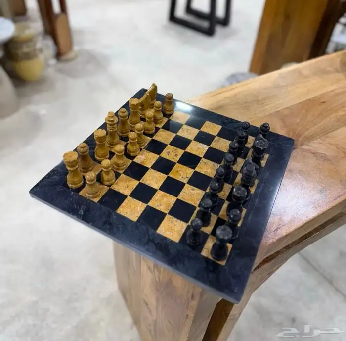 شطرنج رخام طبيعي متوفر بعده مقاسات 10