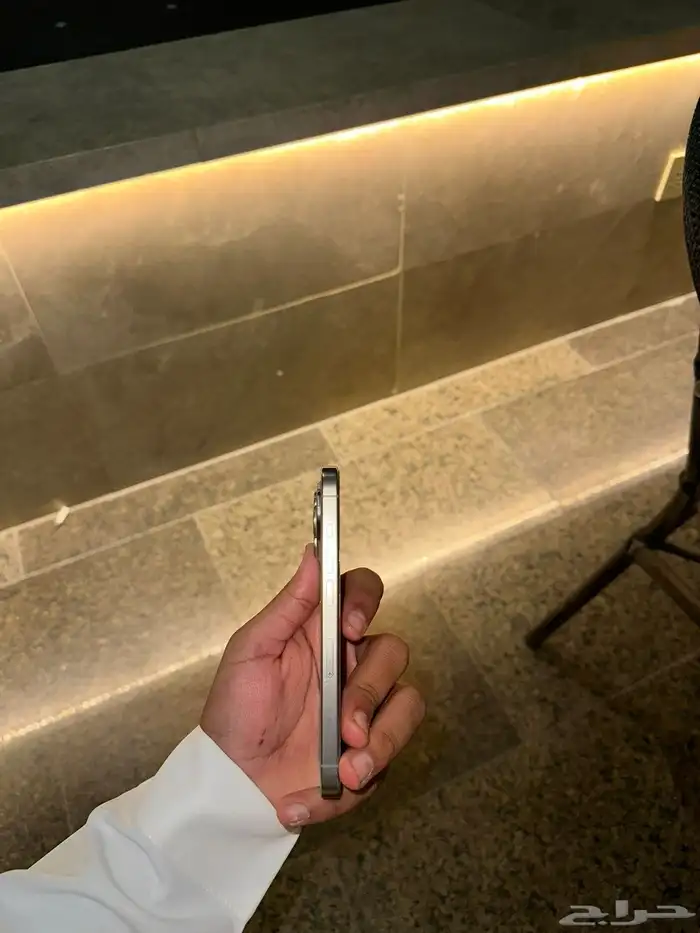 جوال ايفون 15 برو تيتانيوم 3